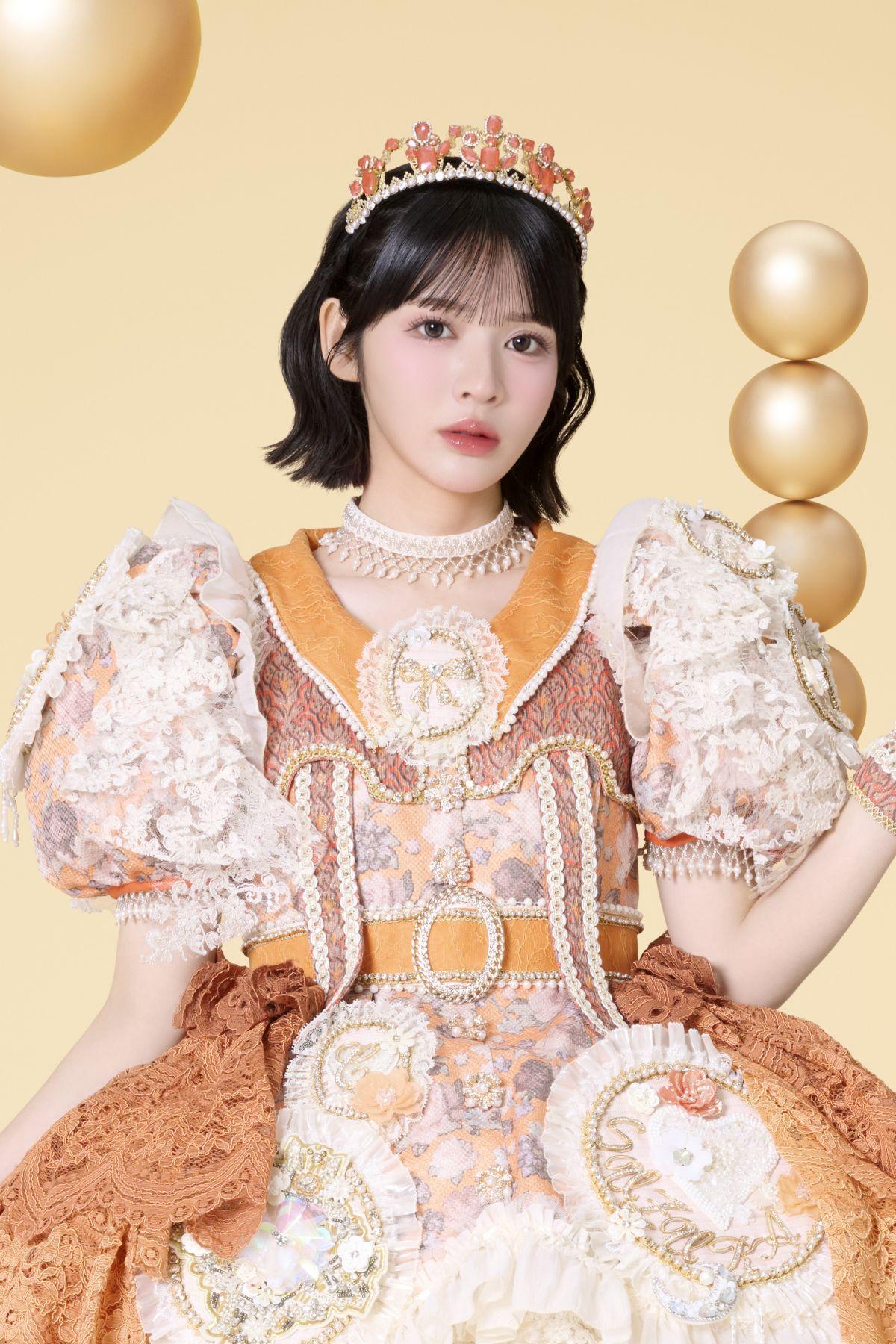 FRUITS ZIPPER 鎮西寿々歌 公式アーティスト写真